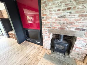 Photo 15- click for photo gallery